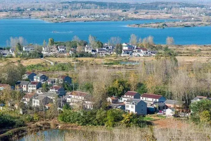 国内最美的十大海滨城市,国内最撩人的20个金秋童话