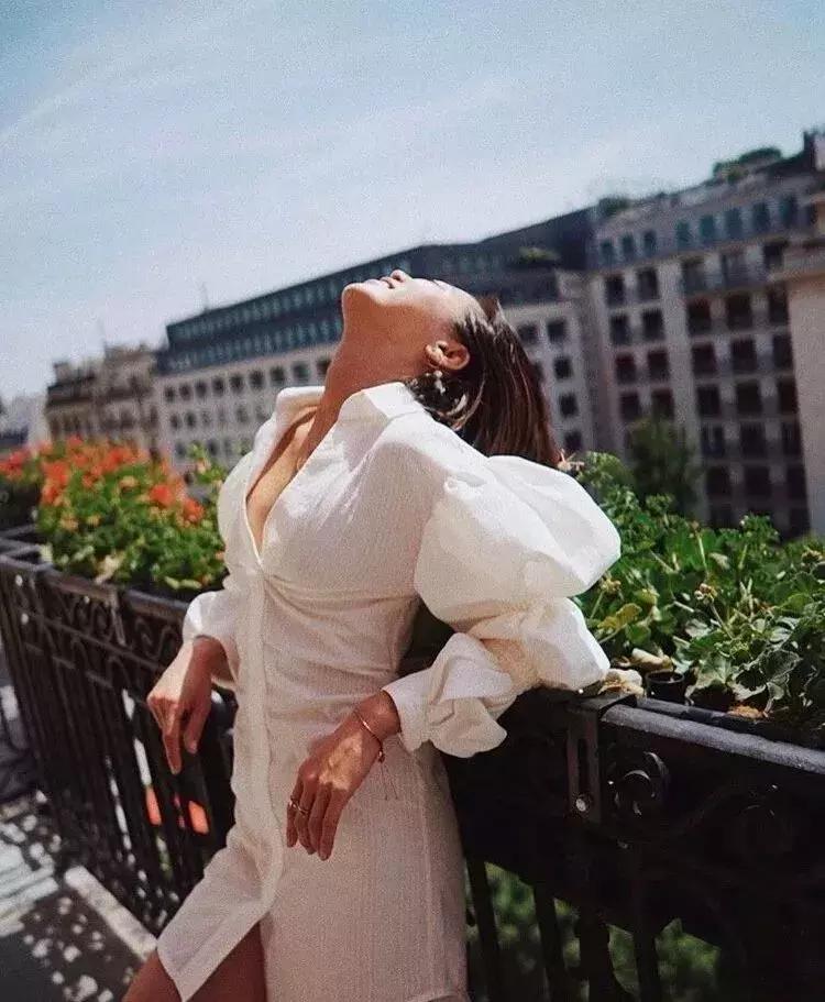 平胸妹子穿什么裙子好看,平胸穿什么类型的裙子更好看