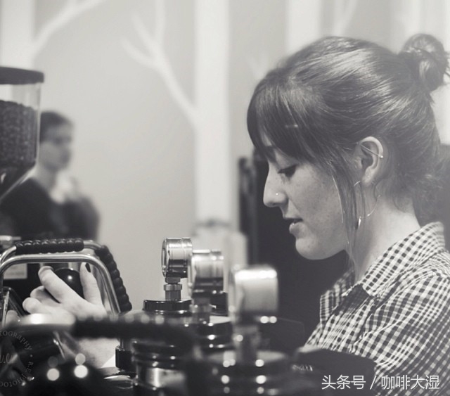 星巴克咖啡师的条件,星巴克咖啡师工作