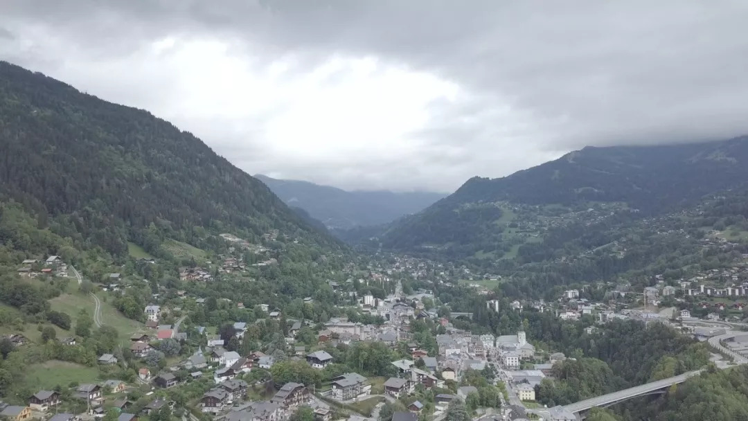 法国“奇愈”｜只需一晚就能治愈痘印的地方，你想去吗？