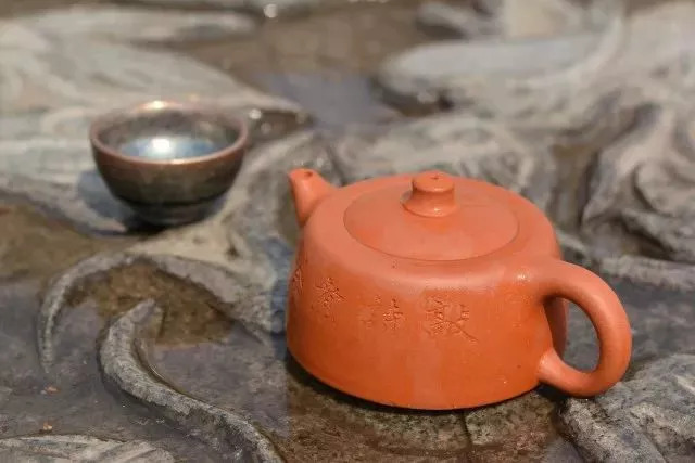 紫砂壶怎么开壶不会开裂啊,紫砂壶开裂是什么原因引起的