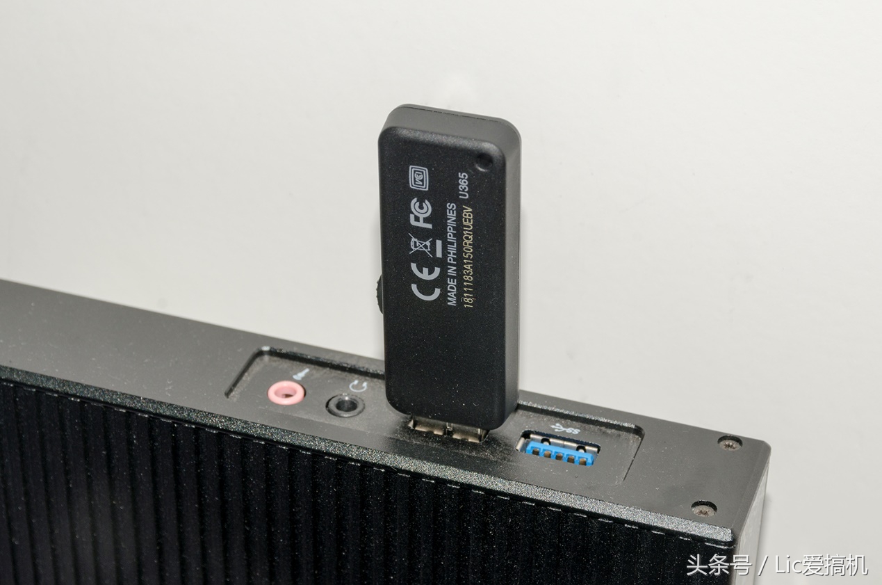 u盘好还是移动硬盘好,u盘东芝好还是金士顿