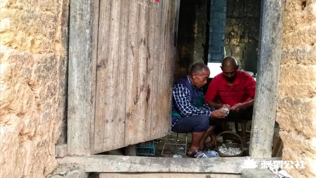 乡村小夫妻做自媒体9个月挣了12万,农民做自媒体真实收入