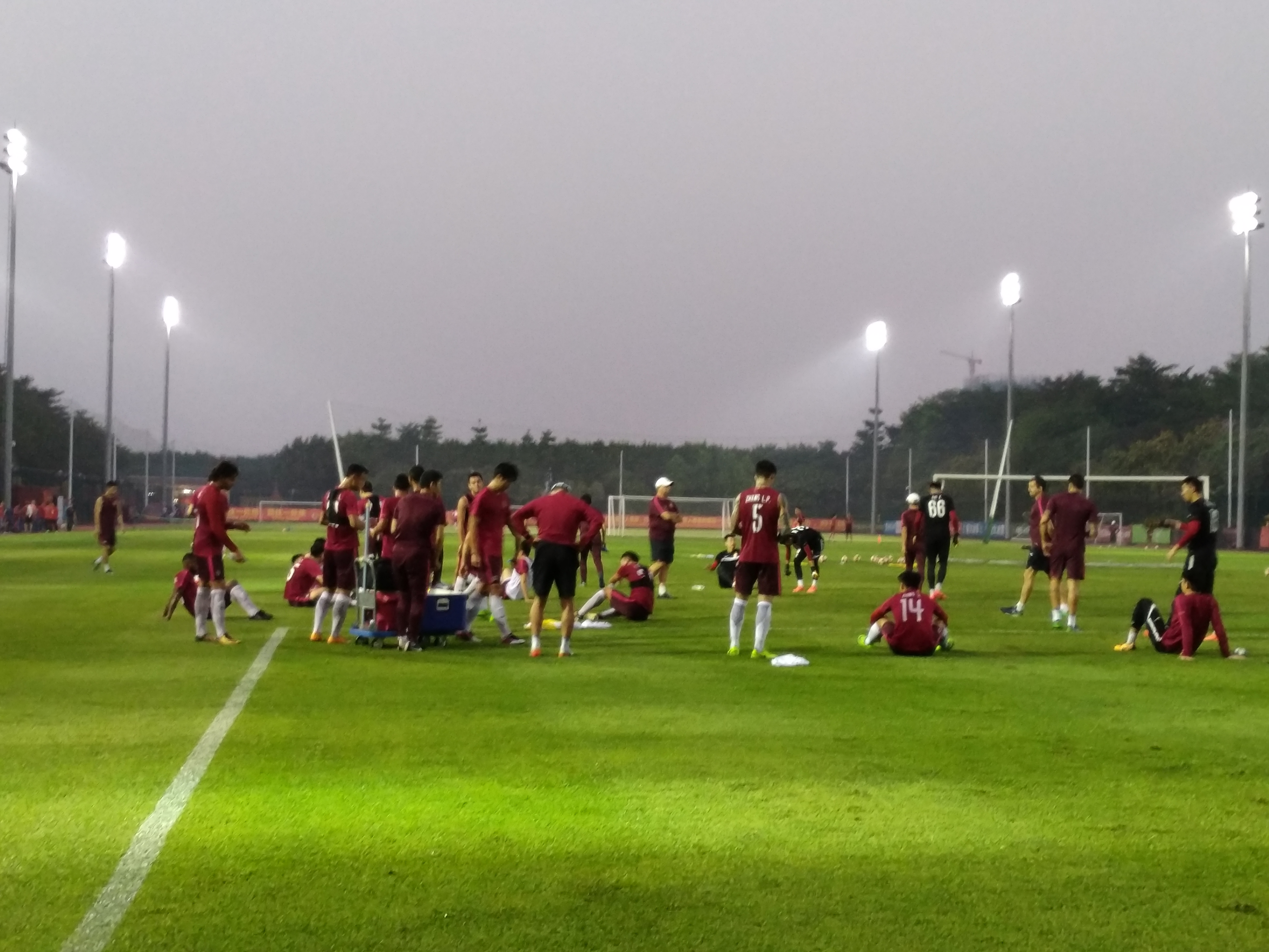 广州恒大足球成功的原因,广州恒大足球主场效果图