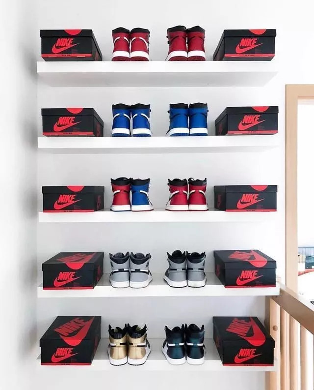 这些炸街的鞋买回家，你以为谁都像你一样珍惜？