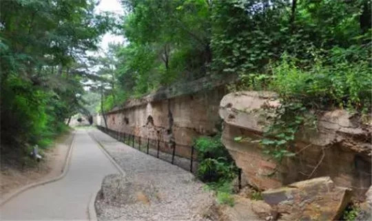 吃遍大连丨到大自然中去漫步，领略初秋的景致！找个好天气出发～