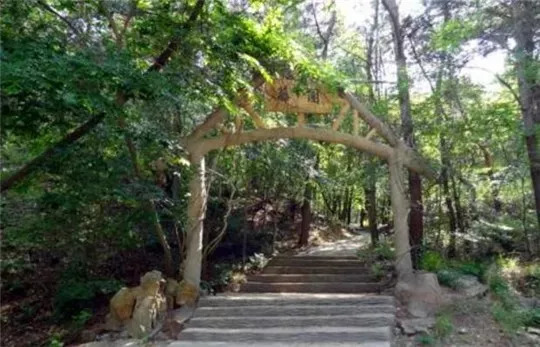 吃遍大连丨到大自然中去漫步，领略初秋的景致！找个好天气出发～