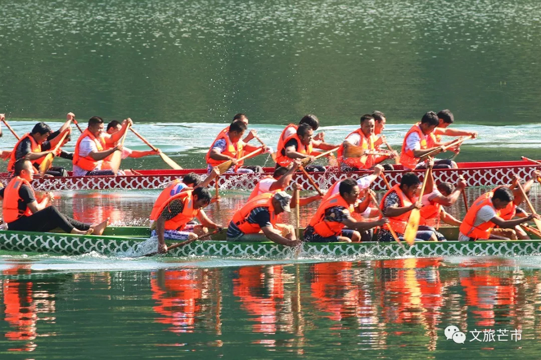 头条｜今年国庆芒市精彩活动不断，让芒市承包你的假期吧！