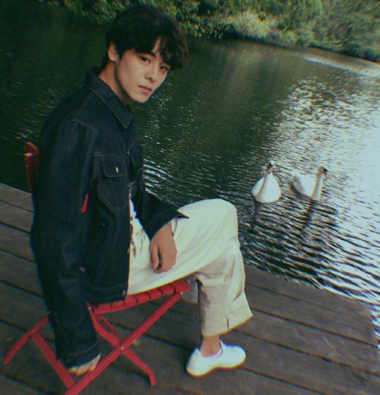 180男生秋季小奶狗穿搭推荐,奶狗风男生少年感穿搭