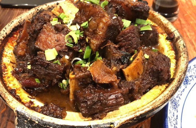 “山竹”过境，多雨模式启动，门口的餐馆也是极好，就近吃点啥？