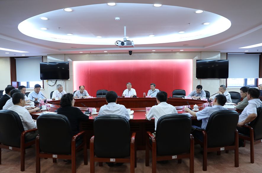 杨传堂:瞄准国际一流提升安全研究能力和水平担当作为为建设交通强国提供有力支撑