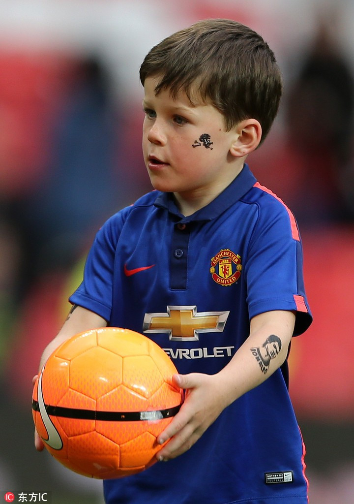 现在的c罗和现在的鲁尼,有一种友谊叫c罗和鲁尼