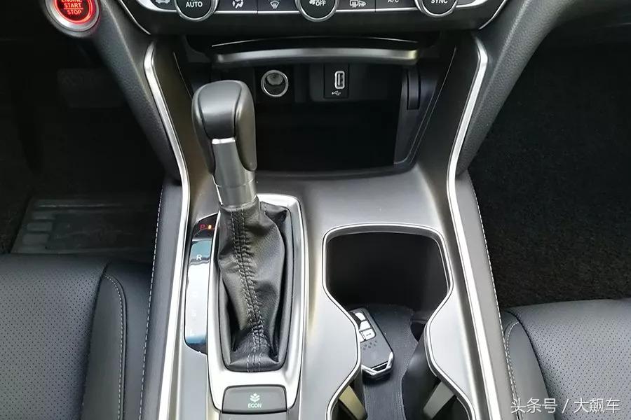 新雅阁内饰怎么样,新雅阁内饰效果