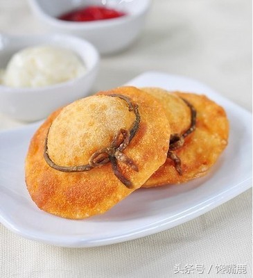 饺子皮变锅贴皮,剩饺子皮怎么变葱油饼