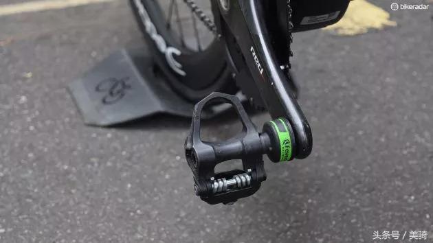 器材盛宴环英国上的车手战车