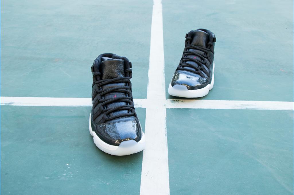 nike经典鞋子,airjordanaj11篮球鞋白蓝搭配