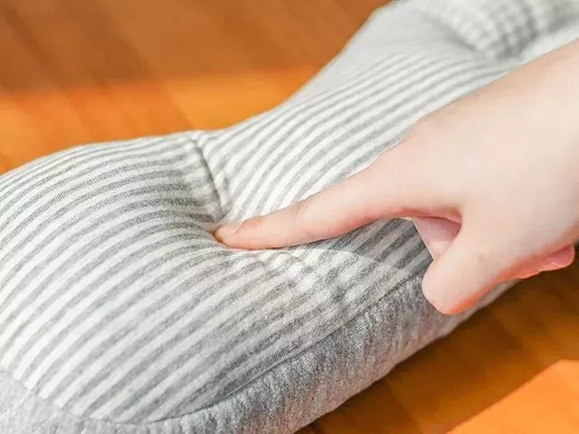 一根夹心饼干热量,夹心饼干一根一根的