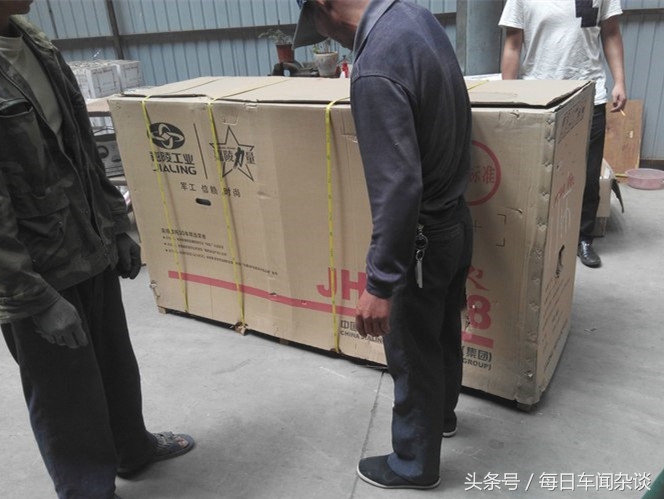 花1万多买了个摩托车,新手可以直接入手大排量摩托车吗