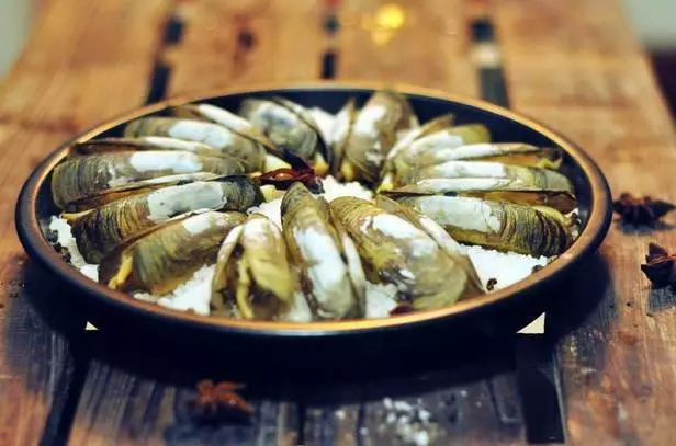 没有256G的胃，还敢到东海嗑海鲜？