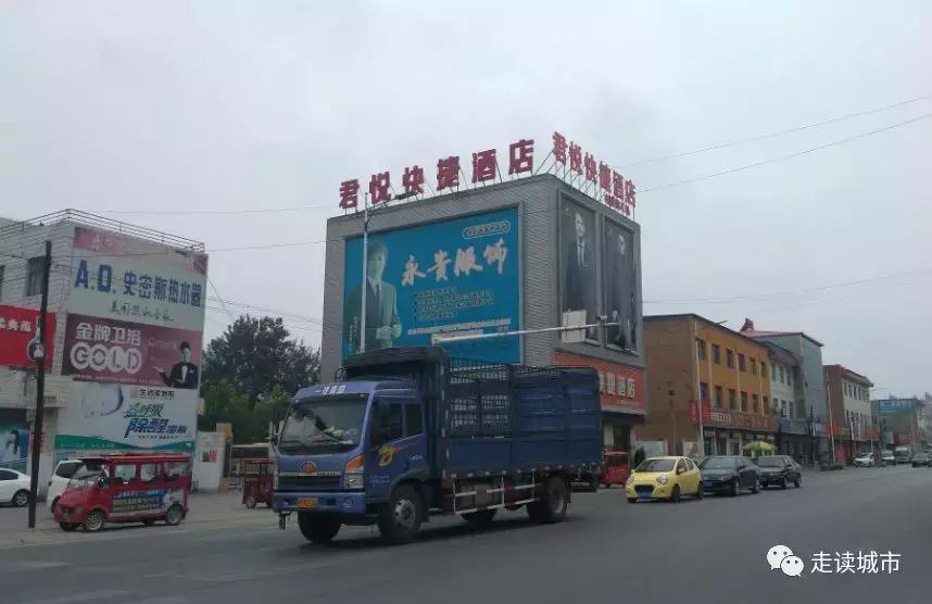 容城县容城镇容城小学,容城镇和容城大道有什么区别