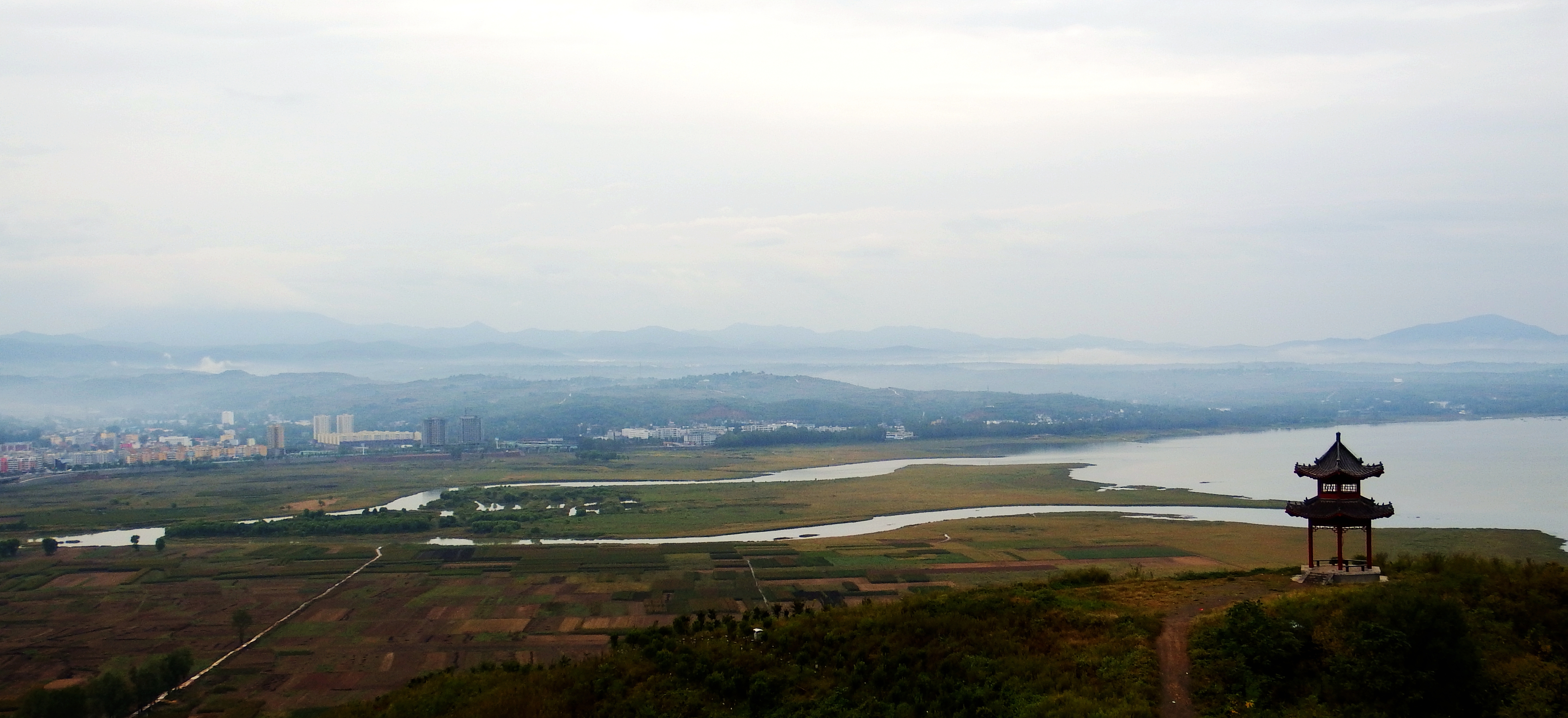 你的层次决定了你遇到的人的层次,你是什么层次就看到什么层次