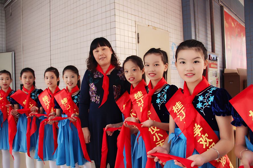 14年春耕秋种,桂江小学要做一艘大船,带领学生远航人生!