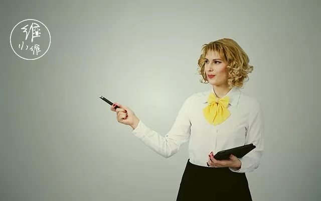 在老家有三套房,在小县城里有3套房