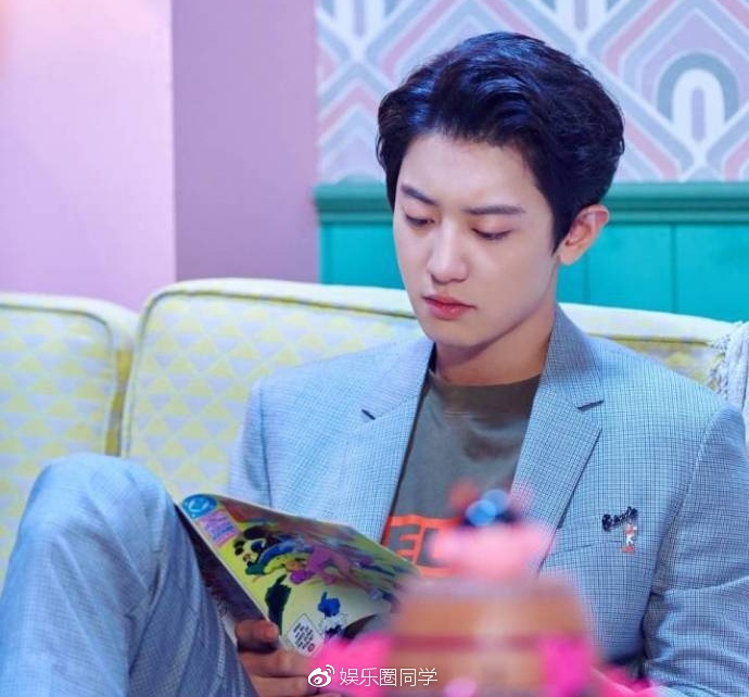 朴灿烈的周边竟然是个烟盒？EXO的粉丝不愧是魔鬼般的人才！