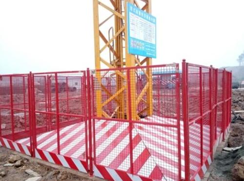 塔式起重机附着和顶升,简述塔式起重机顶升作业注意事项