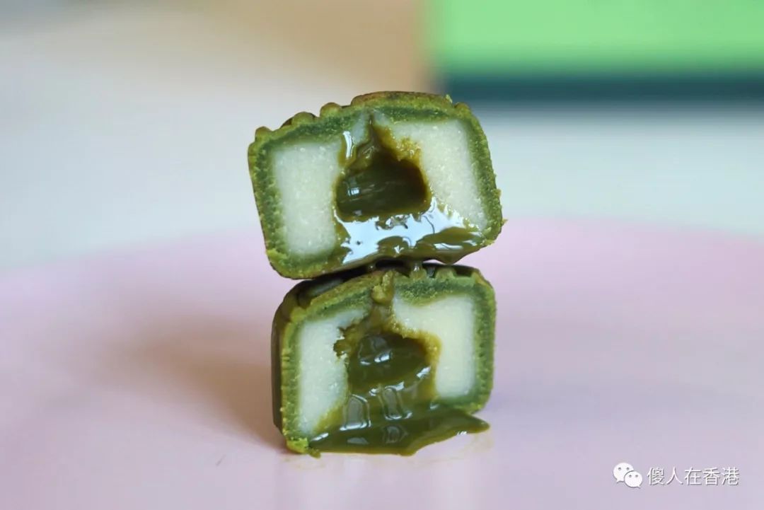 奶黄流心月饼到底好吃不,正宗奶黄流心酥月饼