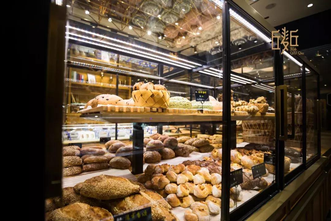 丘麦丘法式生活餐厅入驻磐基名品中心，开启浪漫法式生活的一天