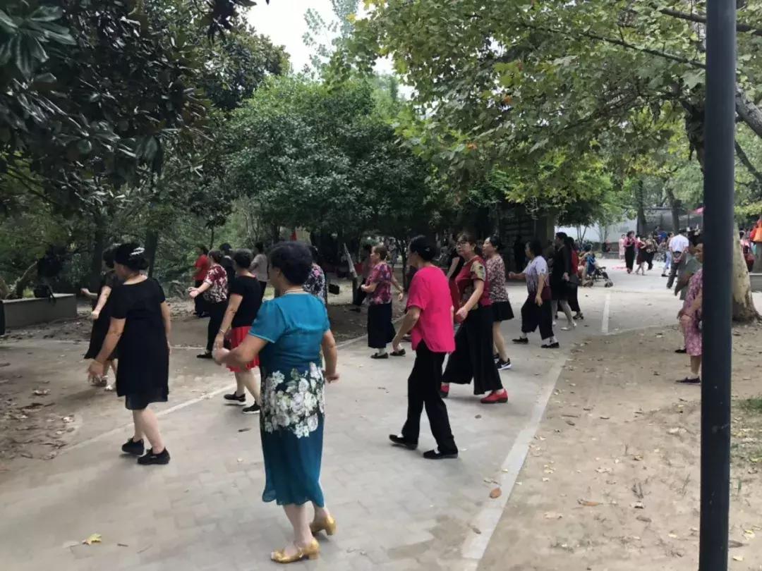 混在武穴——在县城的生存法则｜令无数武穴人深思的文章……