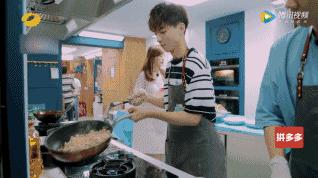 是不是所有重庆男孩都像王俊凯这样擅长做饭？