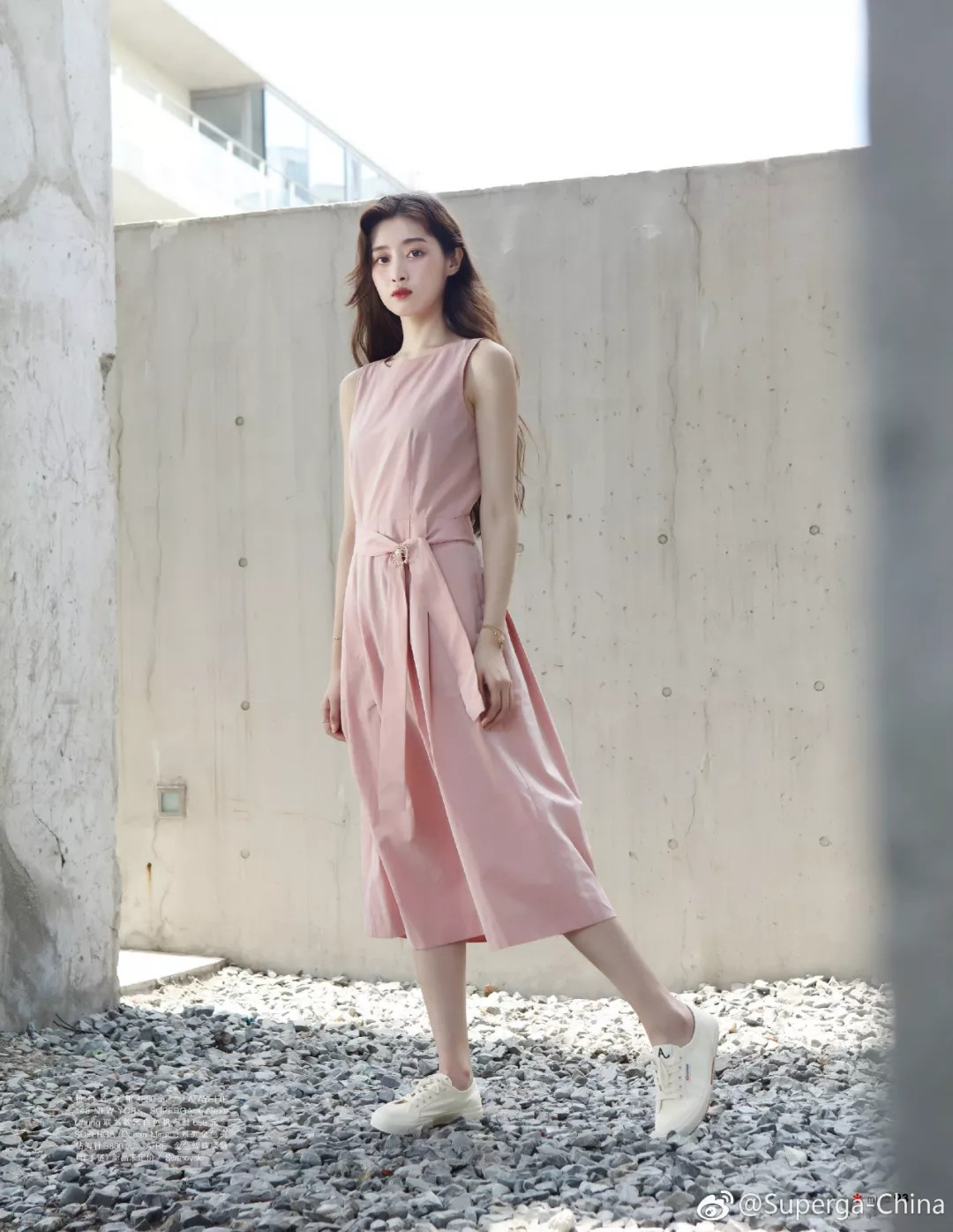 潮流时尚男士小白鞋,时尚男士潮流小白鞋