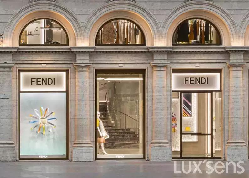 fendi最新款手机包,fendi经典水桶包