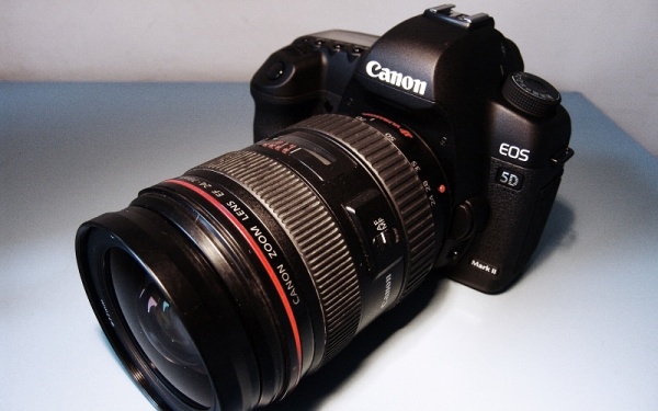 佳能十年前拍视频,佳能十年前中端机