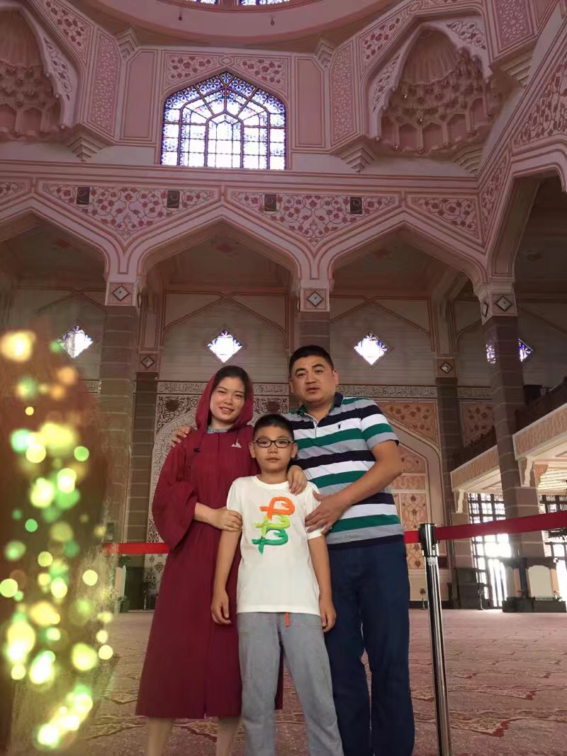 每一张照片都是满满的记忆和幸福,每一张珍贵的照片都是幸福的回忆