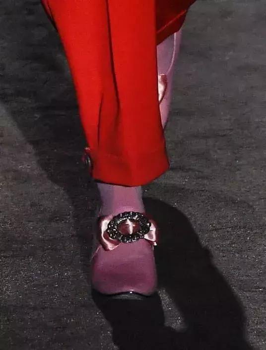 gucci最近为啥这么火,gucci怎么可以不排队