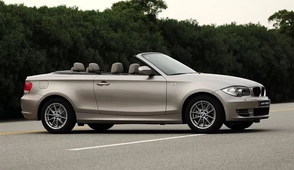 13万入手烧机油之王,敞篷打开唱起了自由飞翔