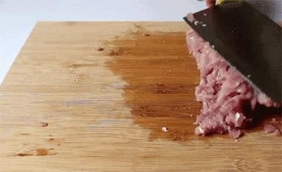 肉馅不用慢慢剁教你小技巧,肉馅不用费力剁的方法