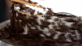 在家就能做出美味的黑森林蛋糕,自制正宗黑森林蛋糕