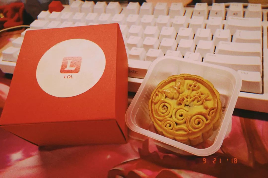 玩物：电竞圈的中秋月饼到底长啥样？