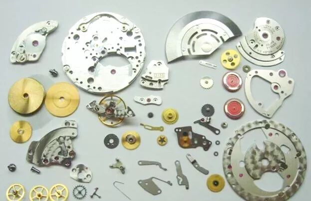 手表洗油保养视频,浪琴手表洗油保养价格