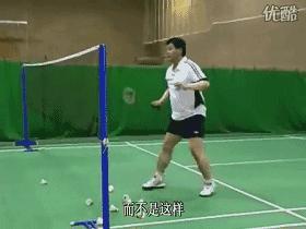 羽毛球学习动作视频教程,羽毛球步法训练前进扑球后退杀球