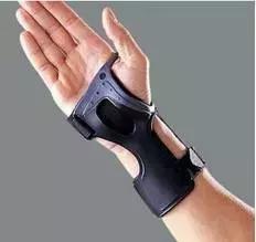 手麻、手疼、手无力，警惕“鼠标手”！