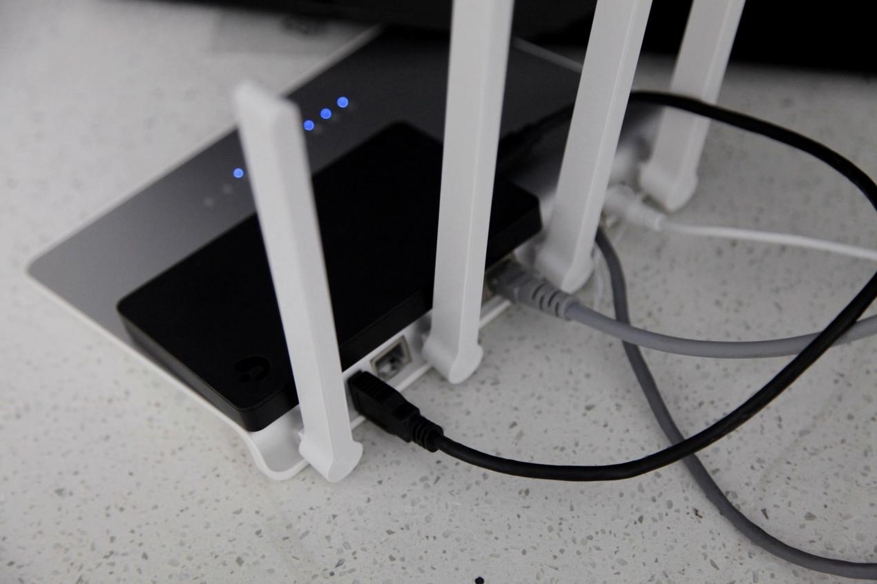 360安全路由器2v4测评,360安全路由器p4c怎么样