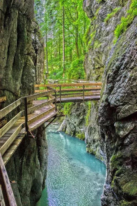 旅行不是因为有钱,我喜欢旅行不是因为风景有多美