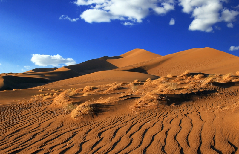 新疆天山环线旅游攻略,环游新疆旅行攻略