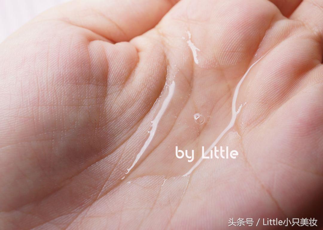 泛红痒敏感出油长痘推荐护肤项目,干燥起皮泛红护肤品