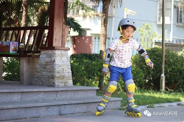 国庆送啥？小米家新品轮滑美国轮滑爷爷设计价格仅249